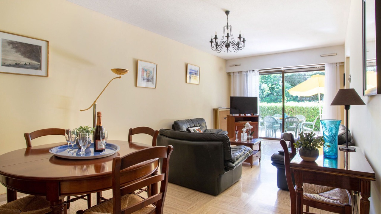 Photo of Livingroom in Villeneuve Loubet Beach