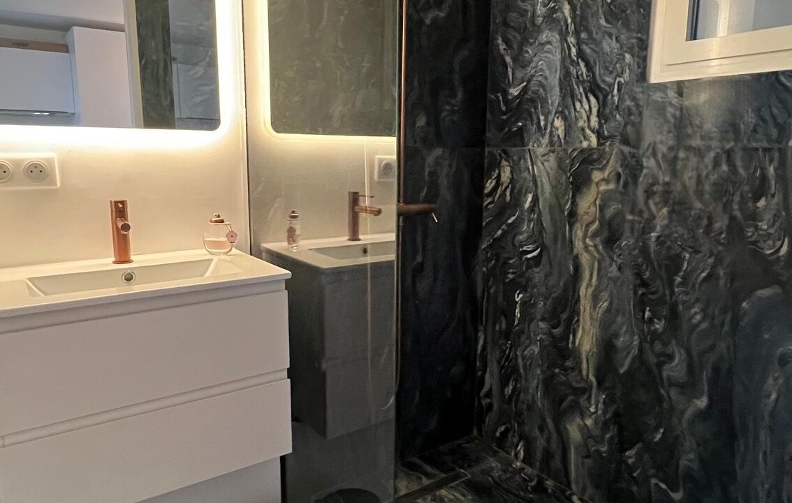 Photo of Bathroom in Port Grimaud