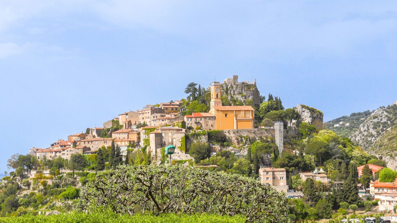 Photo of Others in Eze