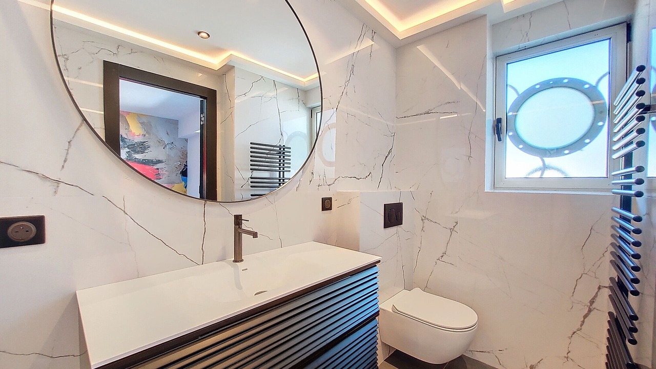 Photo of Bathroom in Carre d'Or
