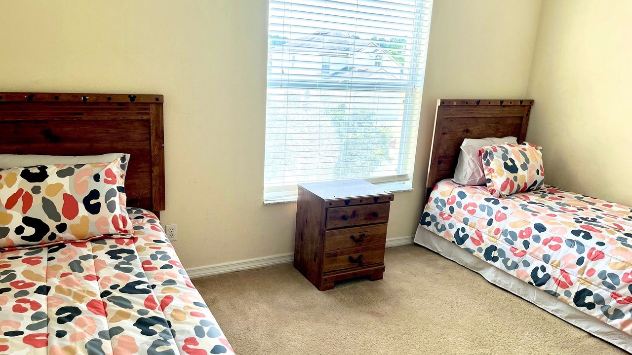 Photo of Bedroom in Lindfields