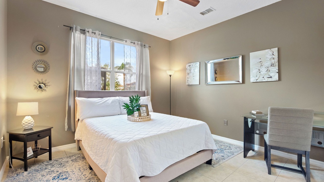 Photo of Bedroom in Briargrove