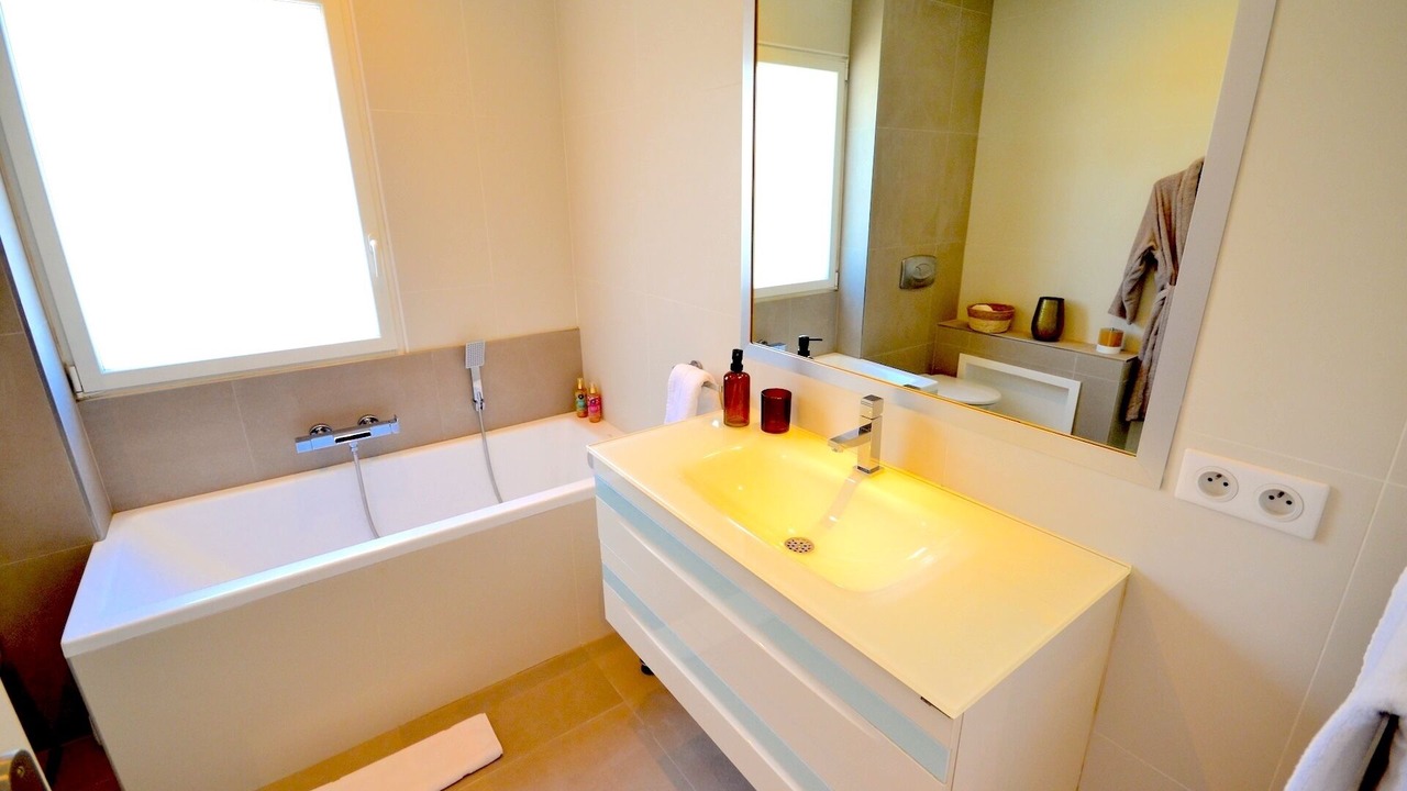 Photo of Bathroom in Golfe Juan