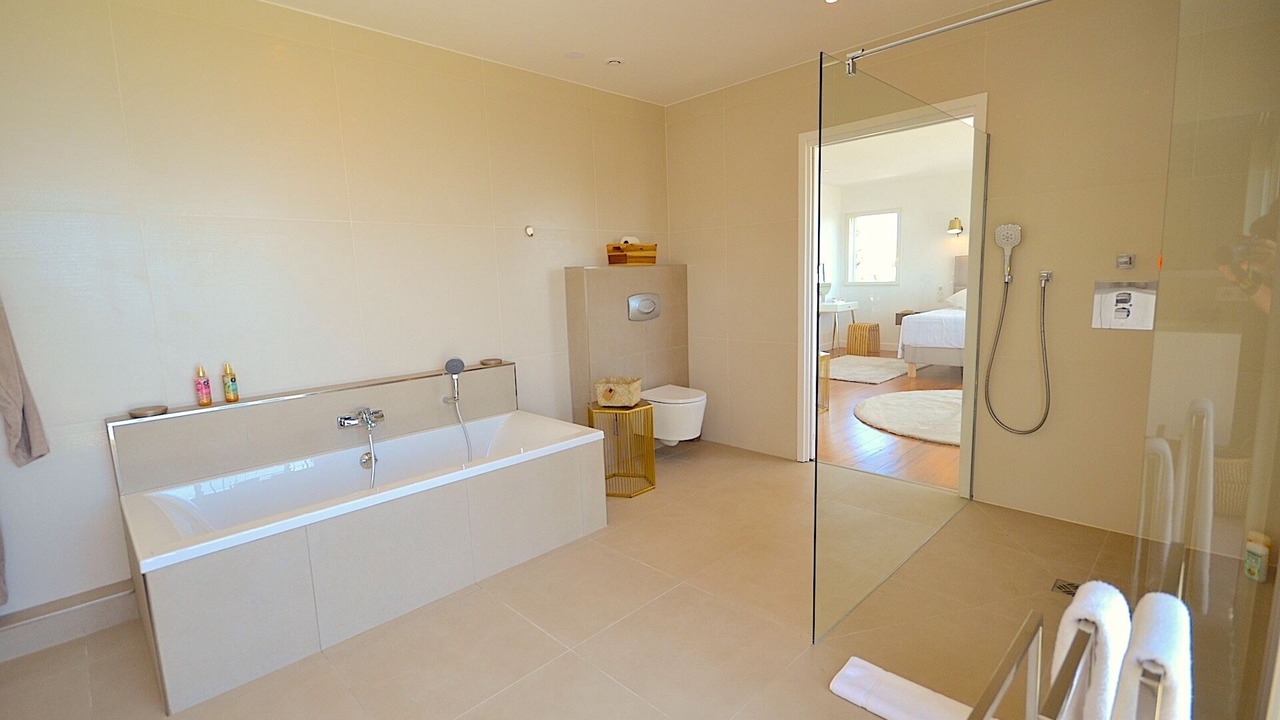 Photo of Bathroom in Golfe Juan