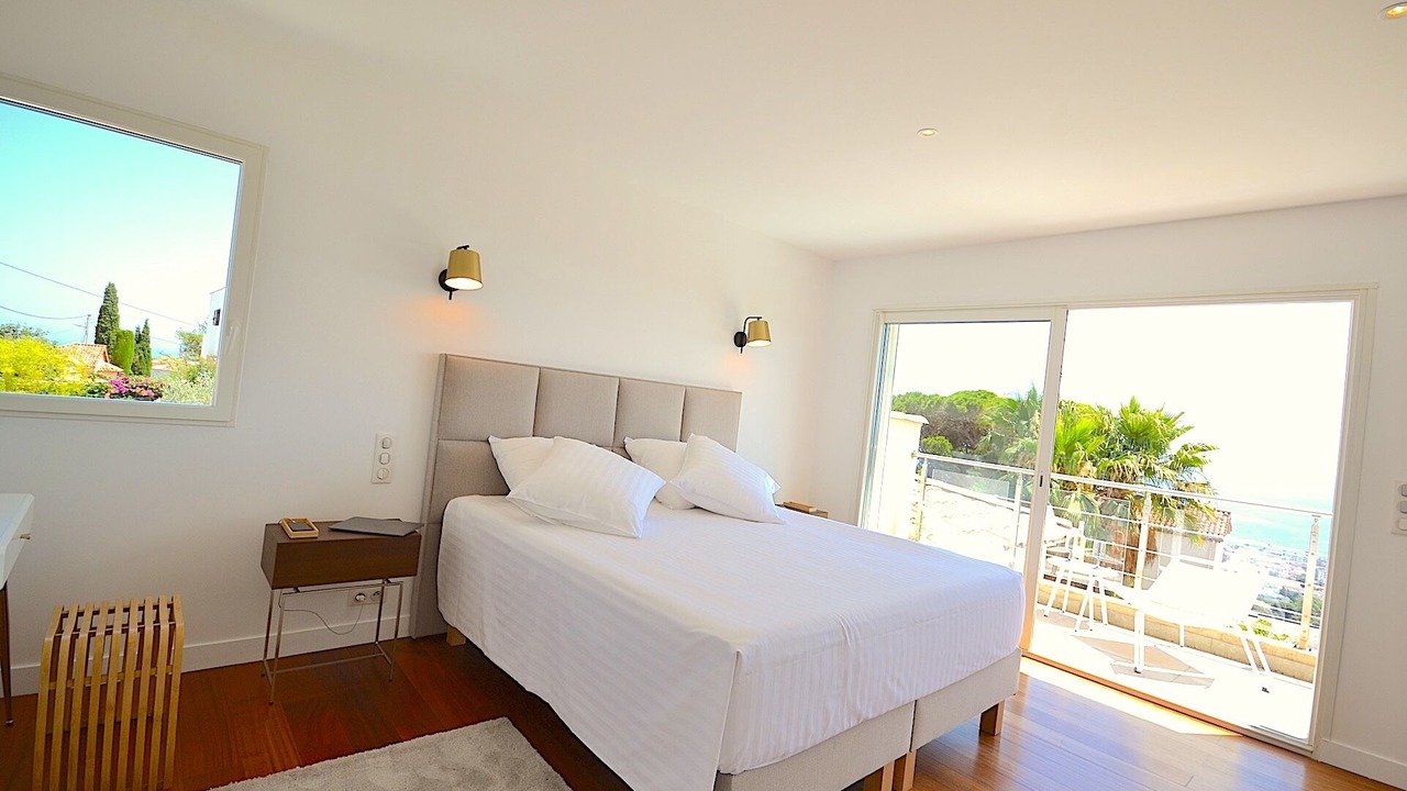 Photo of Bedroom in Golfe Juan