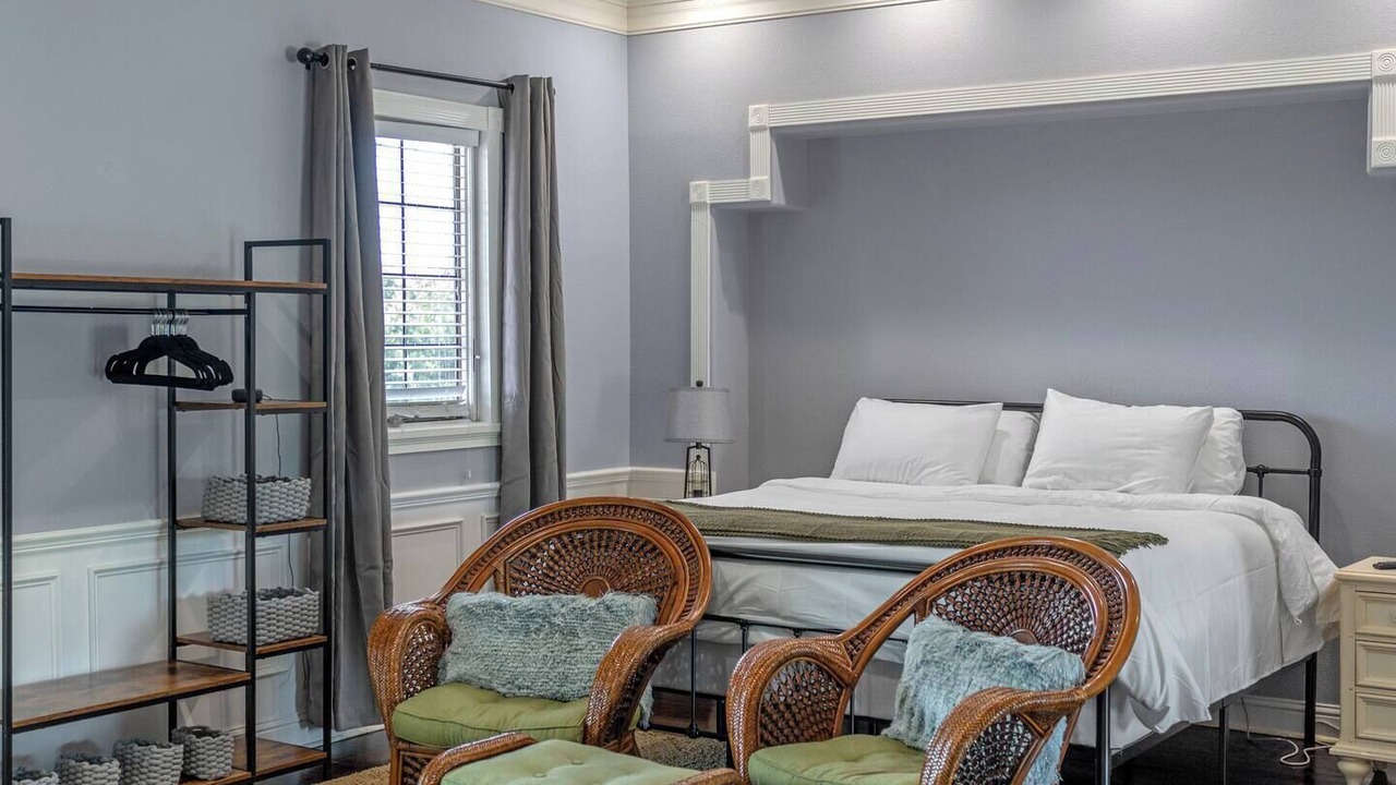 Photo of Bedroom in Saint Cloud