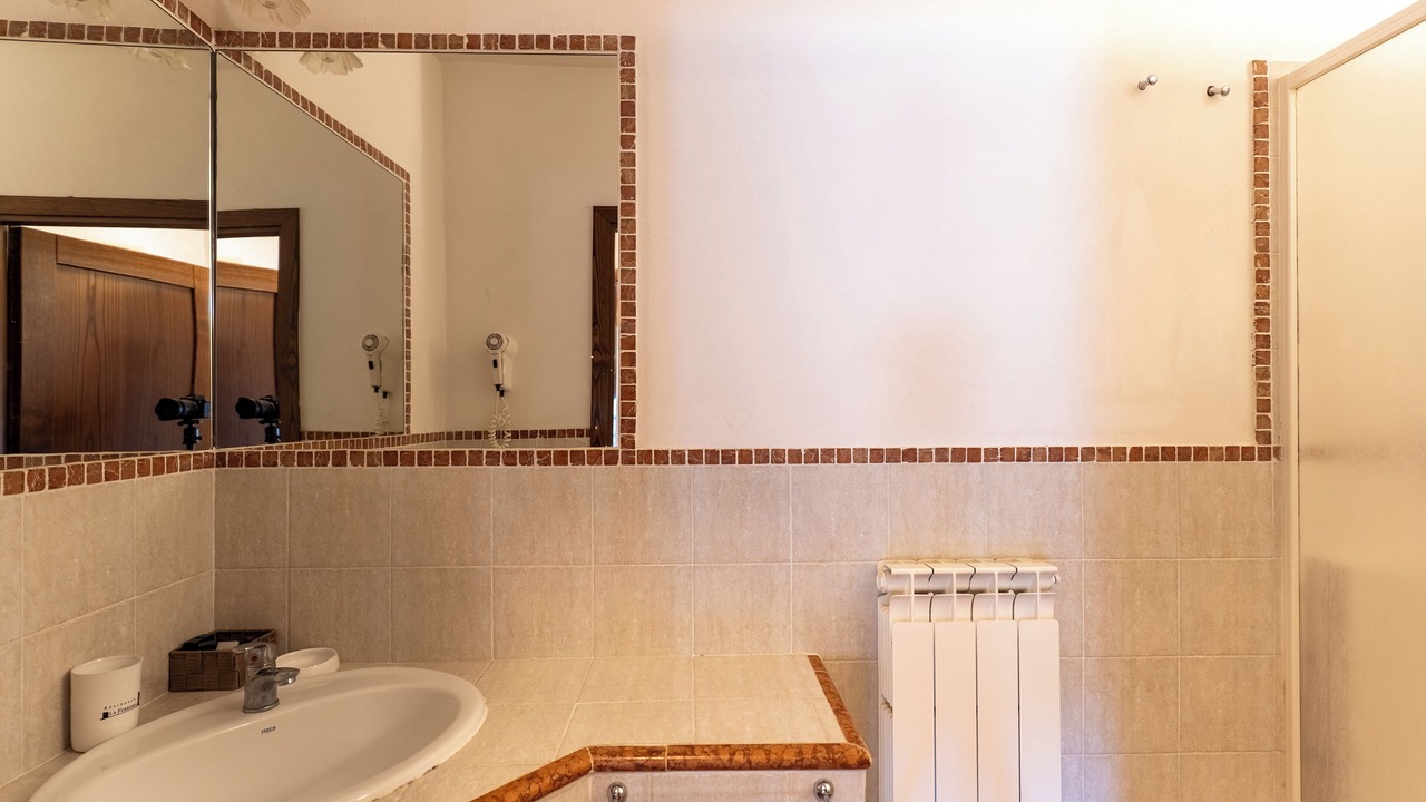 Photo of Bathroom in Loro Ciuffenna