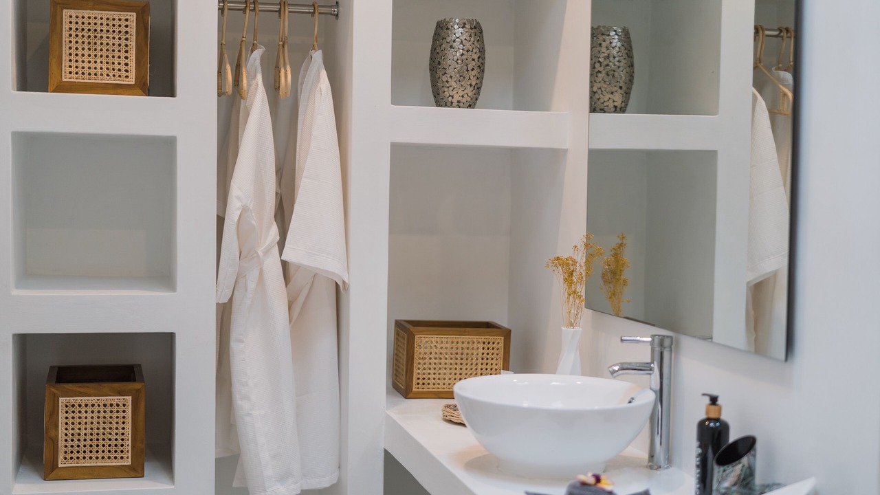 Photo of Bathroom in Sunset Road