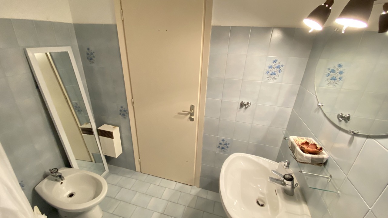 Photo of Bathroom in Cannes