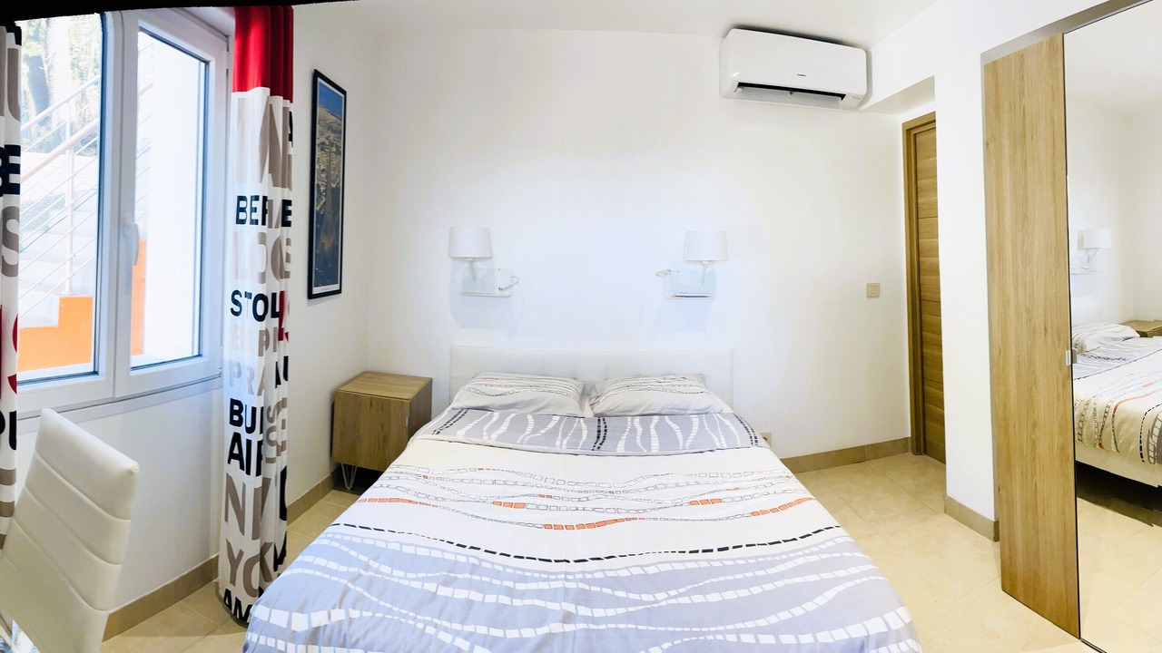 Photo of Bedroom in Cagnes-sur-Mer
