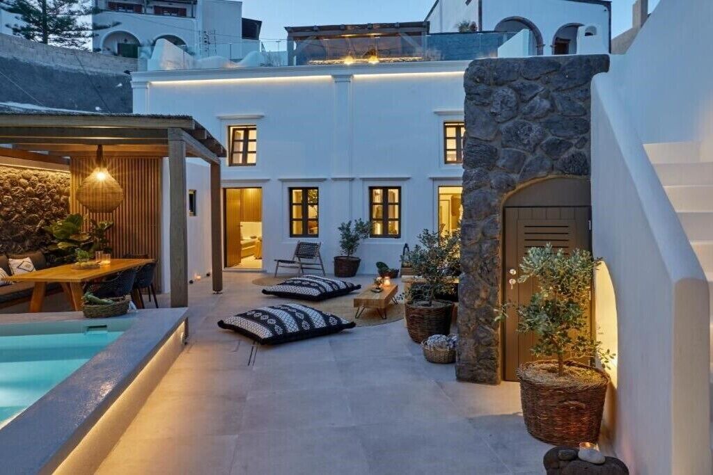 Photo of Patio Balcony in Karterados