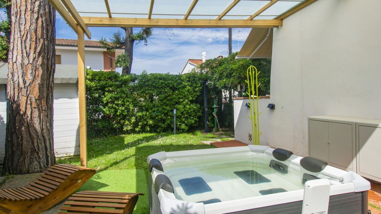 Photo of Outdoor in Tirrenia