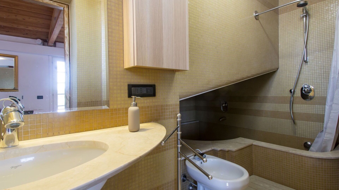 Photo of Bathroom in Tirrenia
