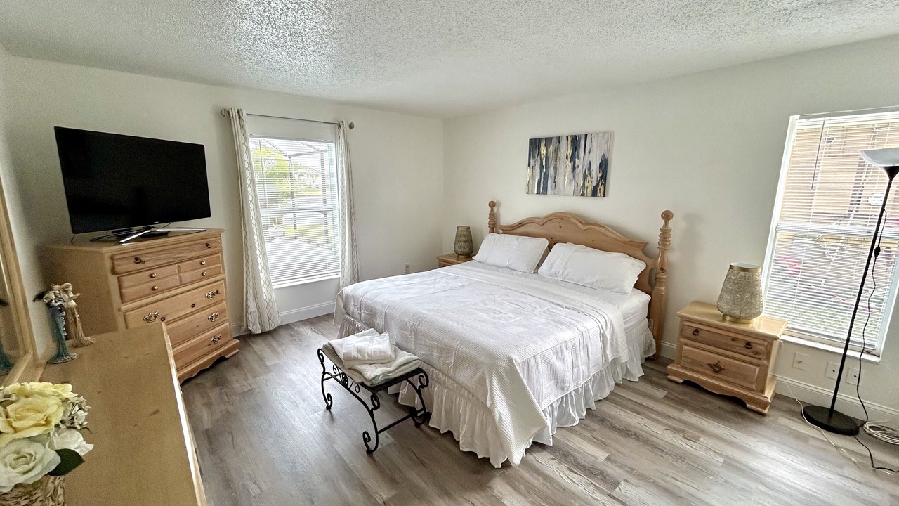 Photo of Bedroom in Buena Ventura Lakes