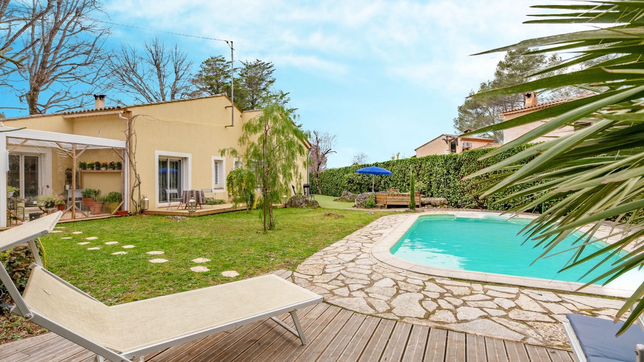 Photo of Others in Roquefort-les-Pins