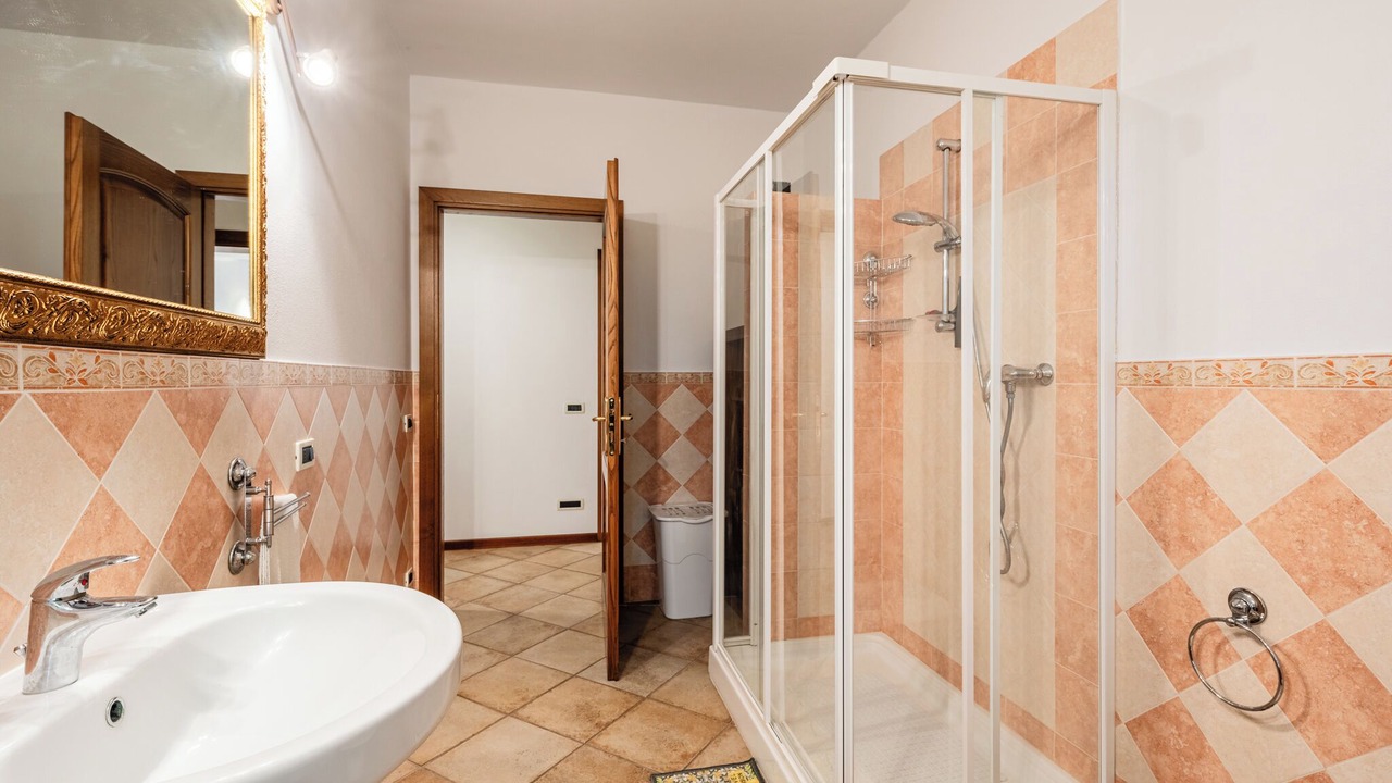 Photo of Bathroom in Altopascio
