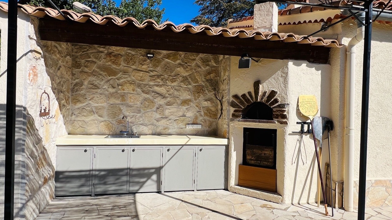 Photo of Patio Balcony in Coaraze