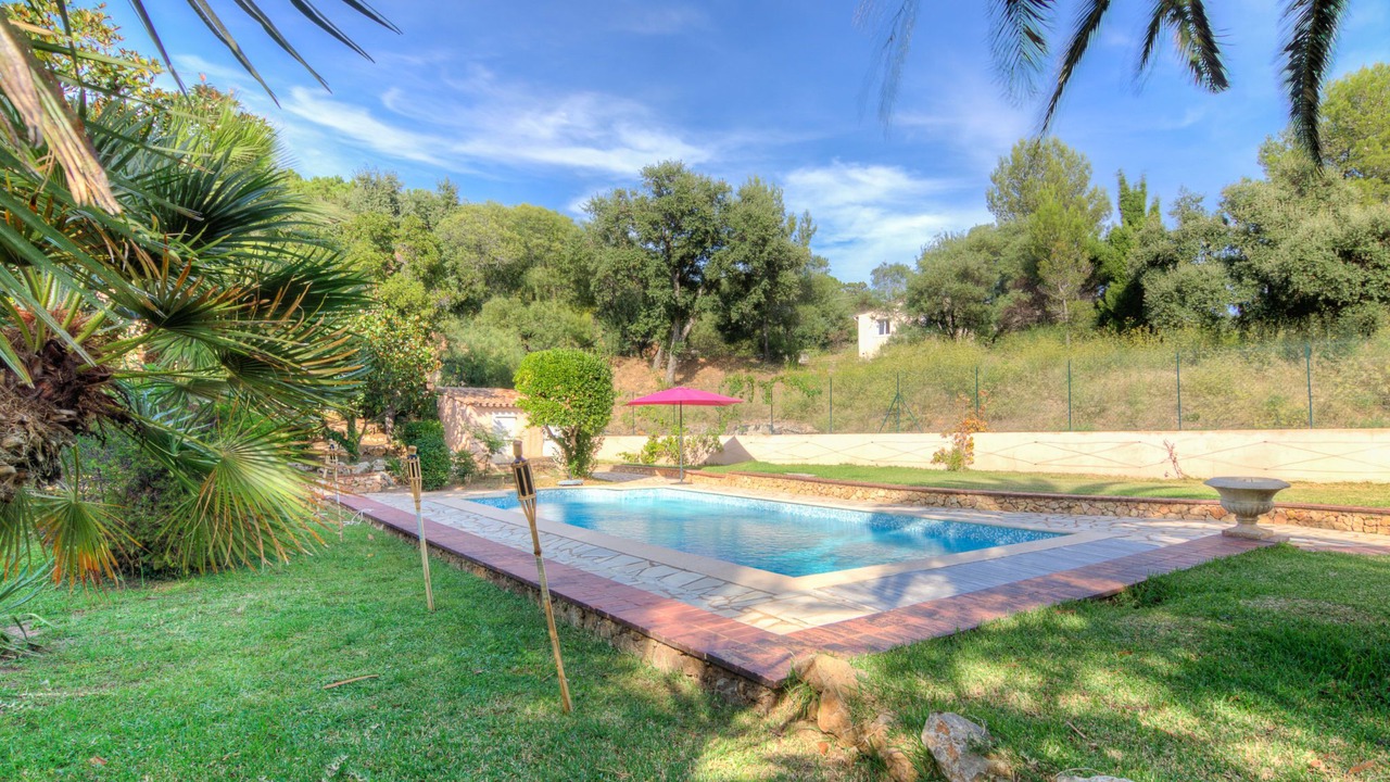 Photo of Outdoor in Antheor