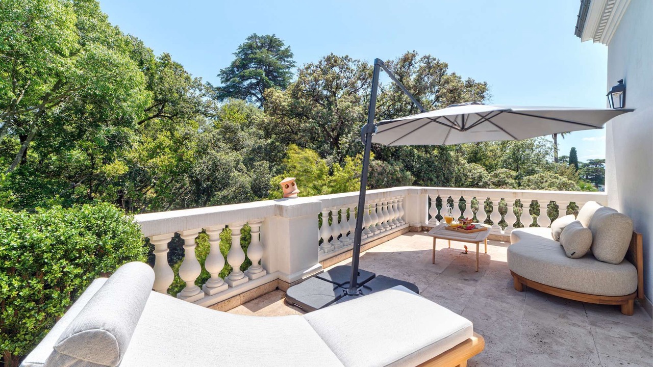 Photo of Patio Balcony in California - Pezou