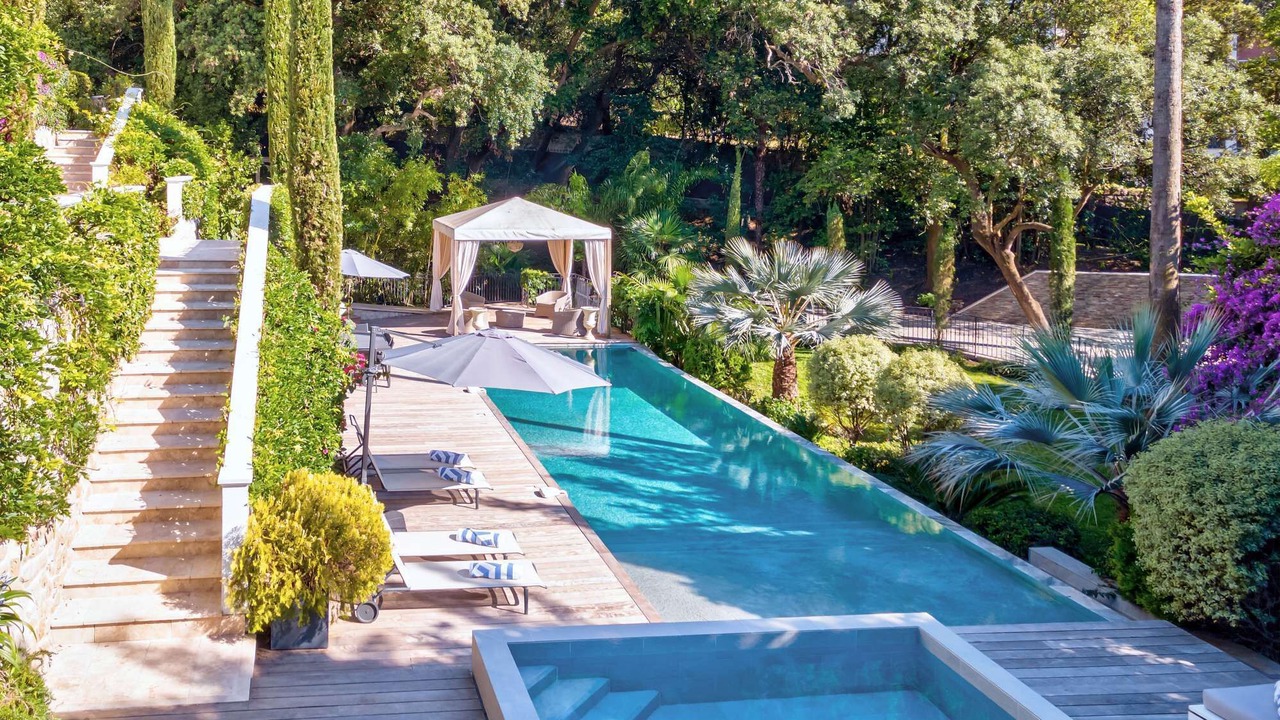 Photo of Outdoor in California - Pezou