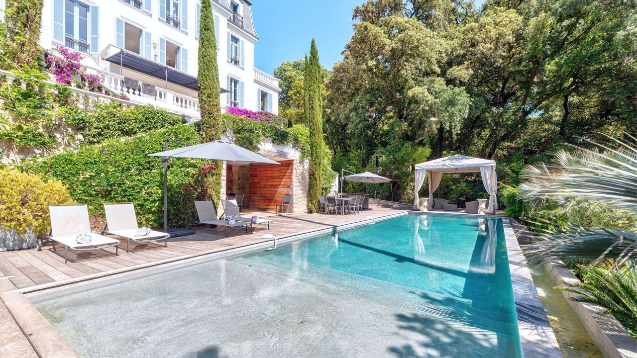 Photo of Outdoor in California - Pezou