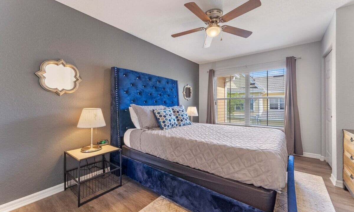 Photo of Bedroom in Venetian Bay Villages