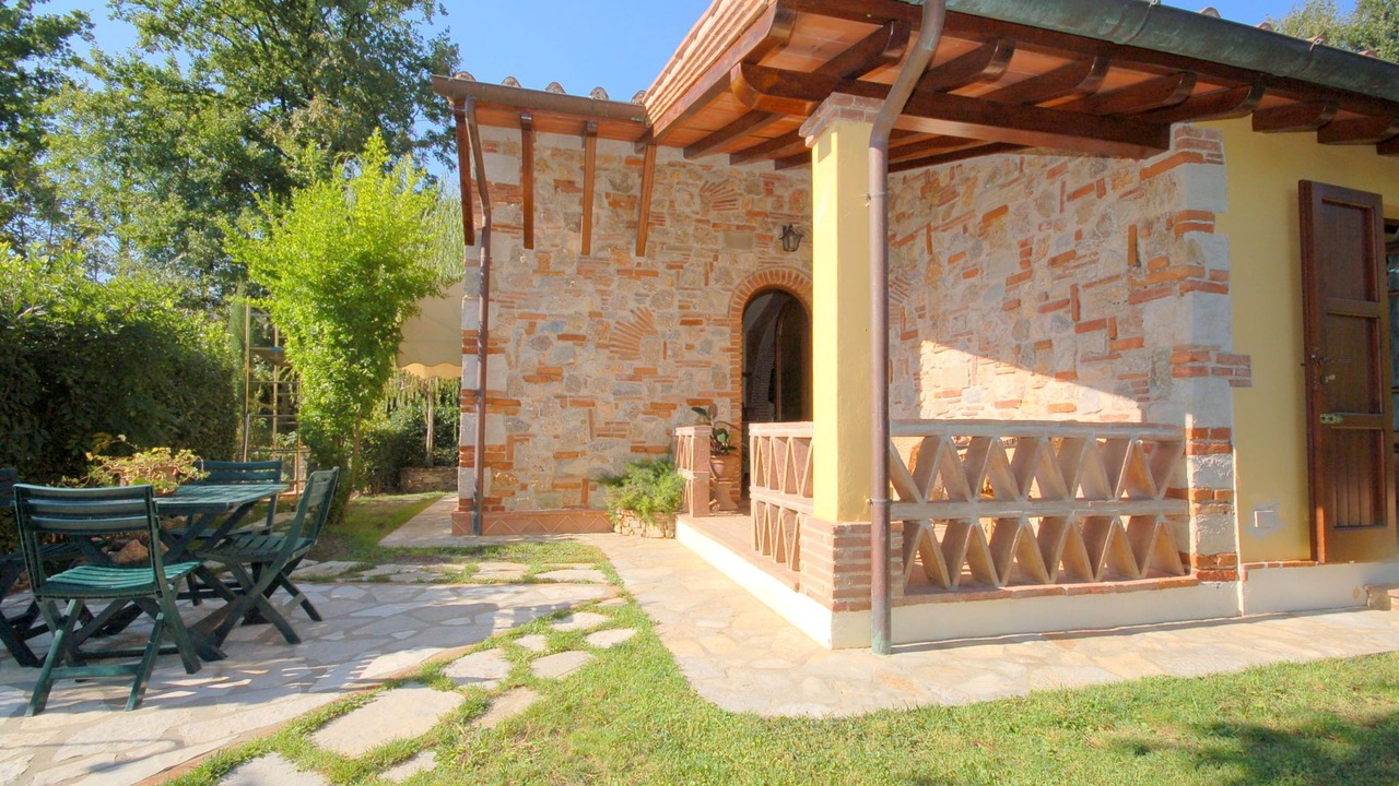 Photo of Patio Balcony in Nocchi