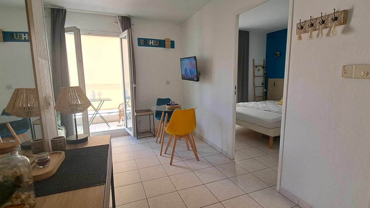 Photo of Bedroom in Les Baumettes
