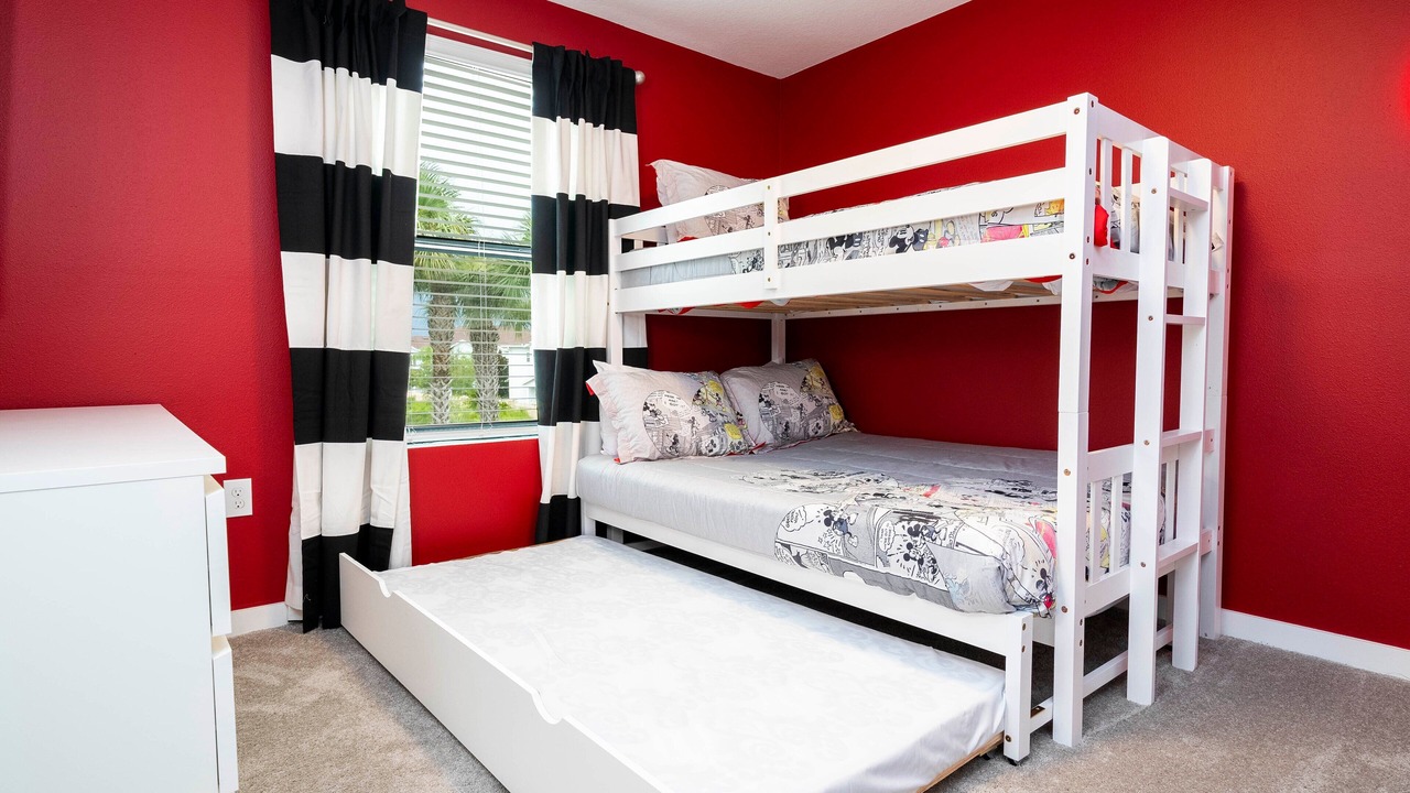 Photo of Bedroom in Bay Lake