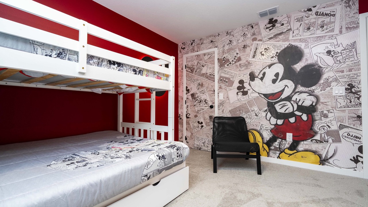 Photo of Bedroom in Bay Lake