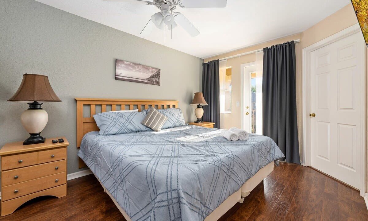 Photo of Bedroom in Regal Palms