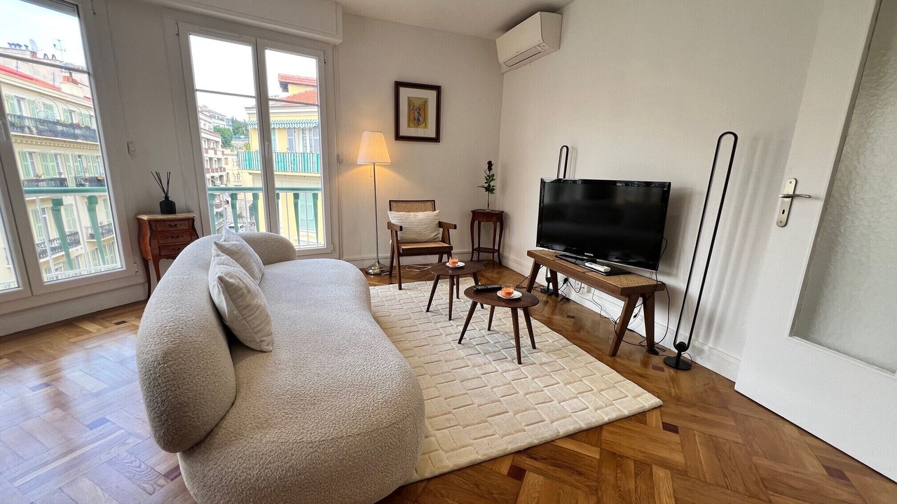 Photo of Livingroom in Lepante Quarter