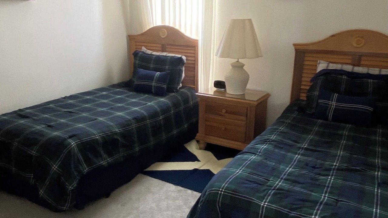Photo of Bedroom in Crescent Lakes