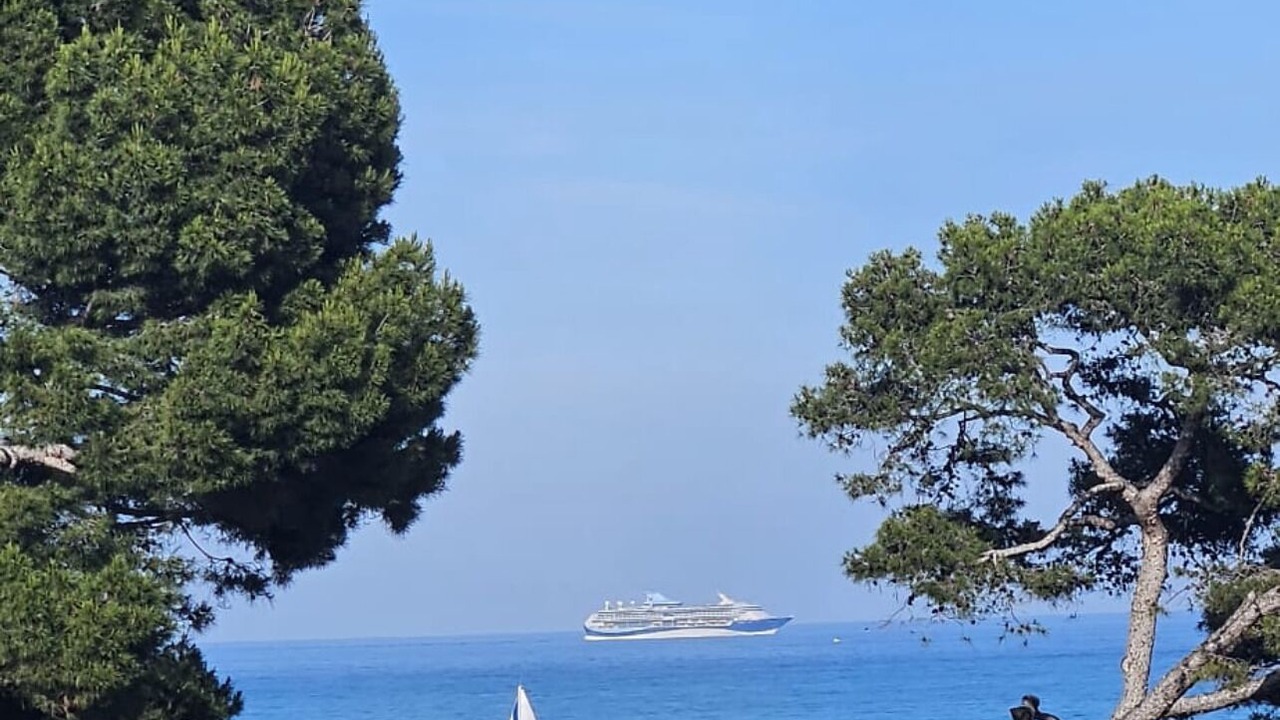Photo of Bedroom in Cap-d'Antibes