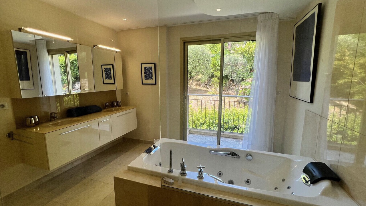 Photo of Bathroom in Lazaret