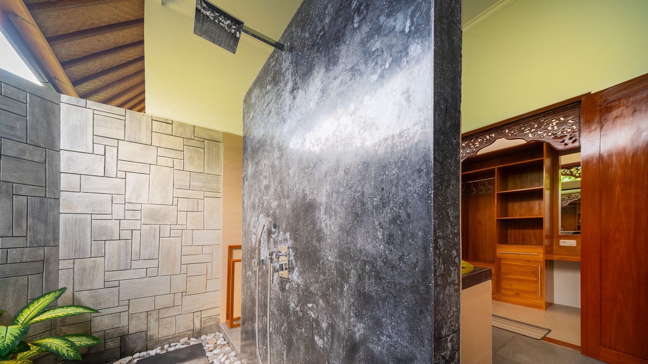 Photo of Bathroom in Sukasada