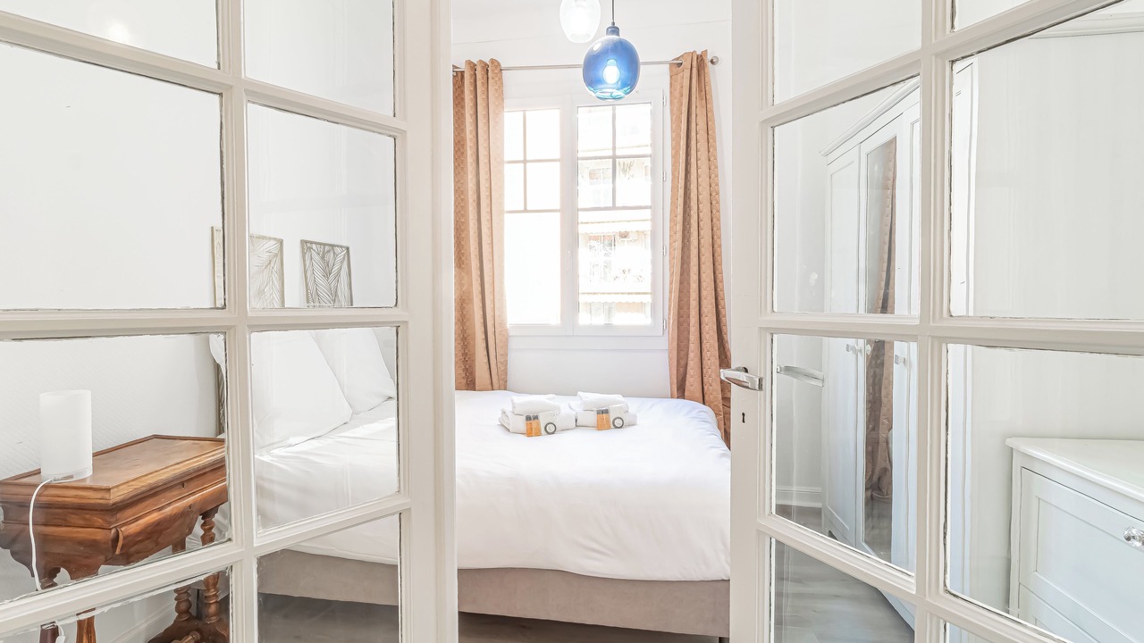 Photo of Bedroom in Beausoleil