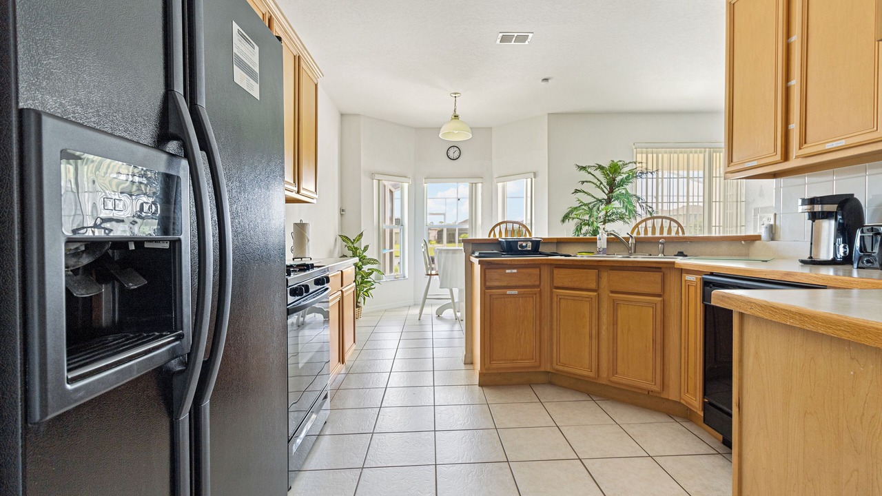 Photo of Kitchen in Crescent Lakes