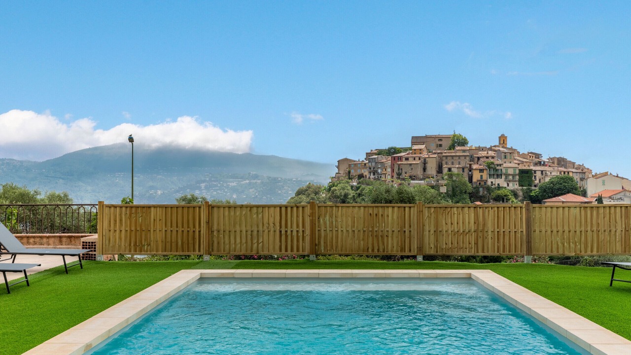 Photo of Outdoor in Gattieres