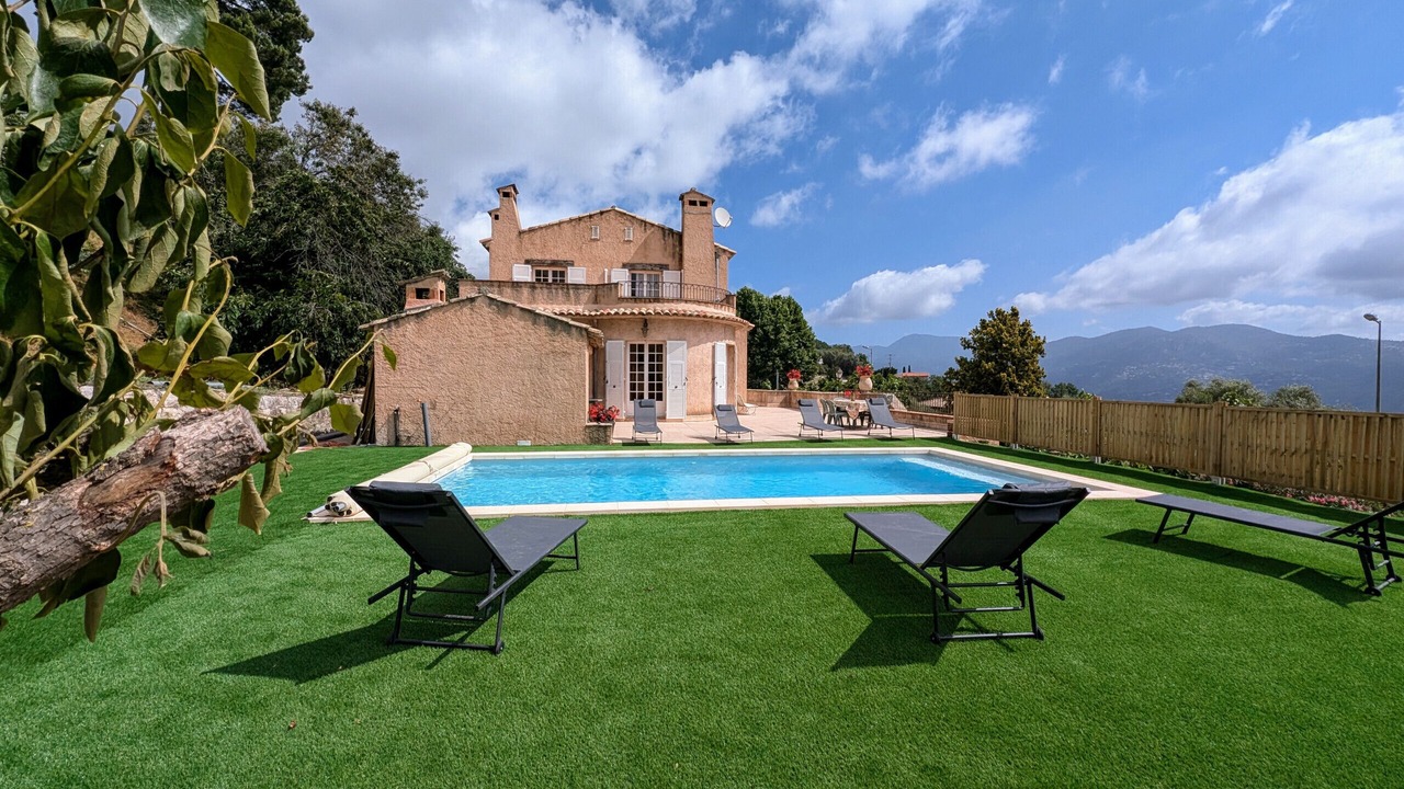 Photo of Outdoor in Gattieres