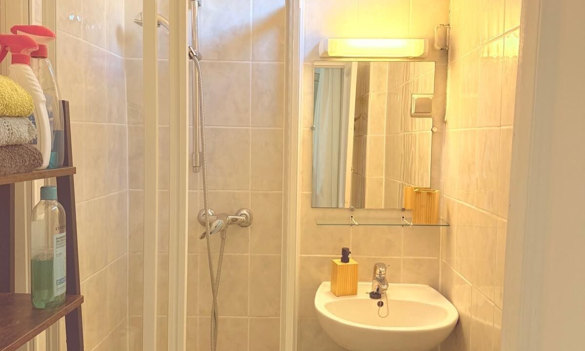 Photo of Bathroom in Riquier