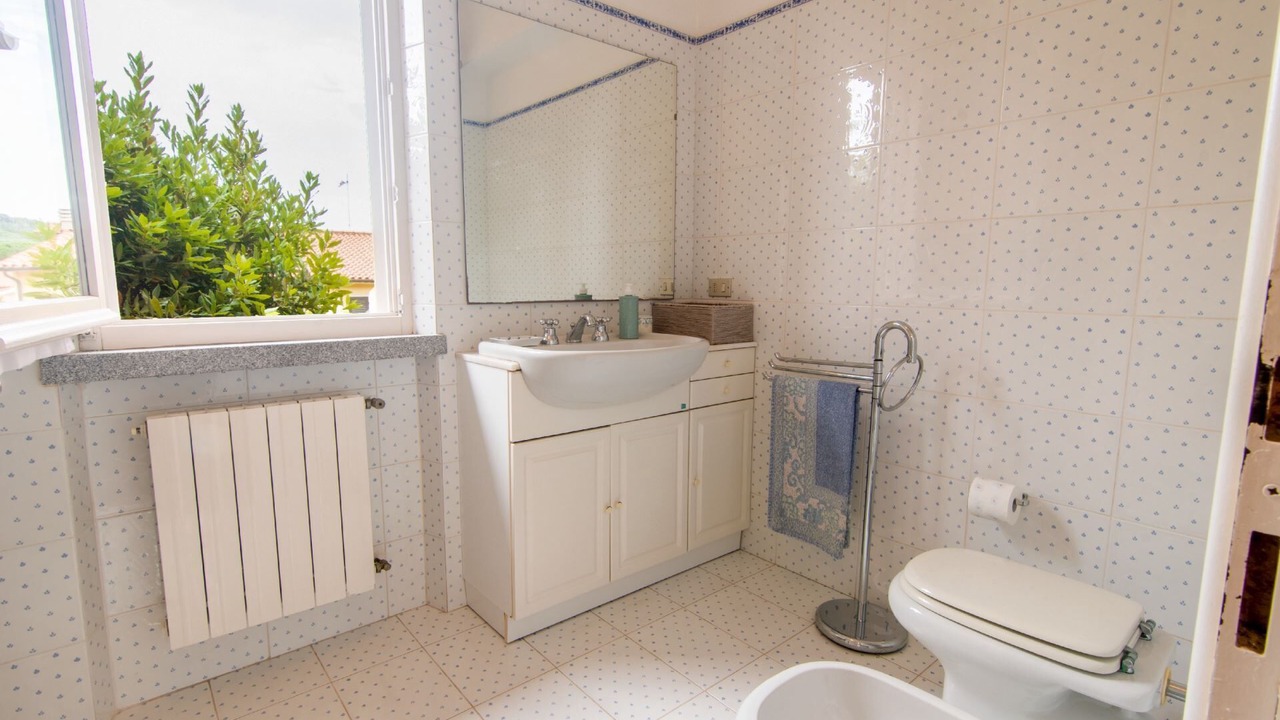 Photo of Bathroom in Marciana Marina