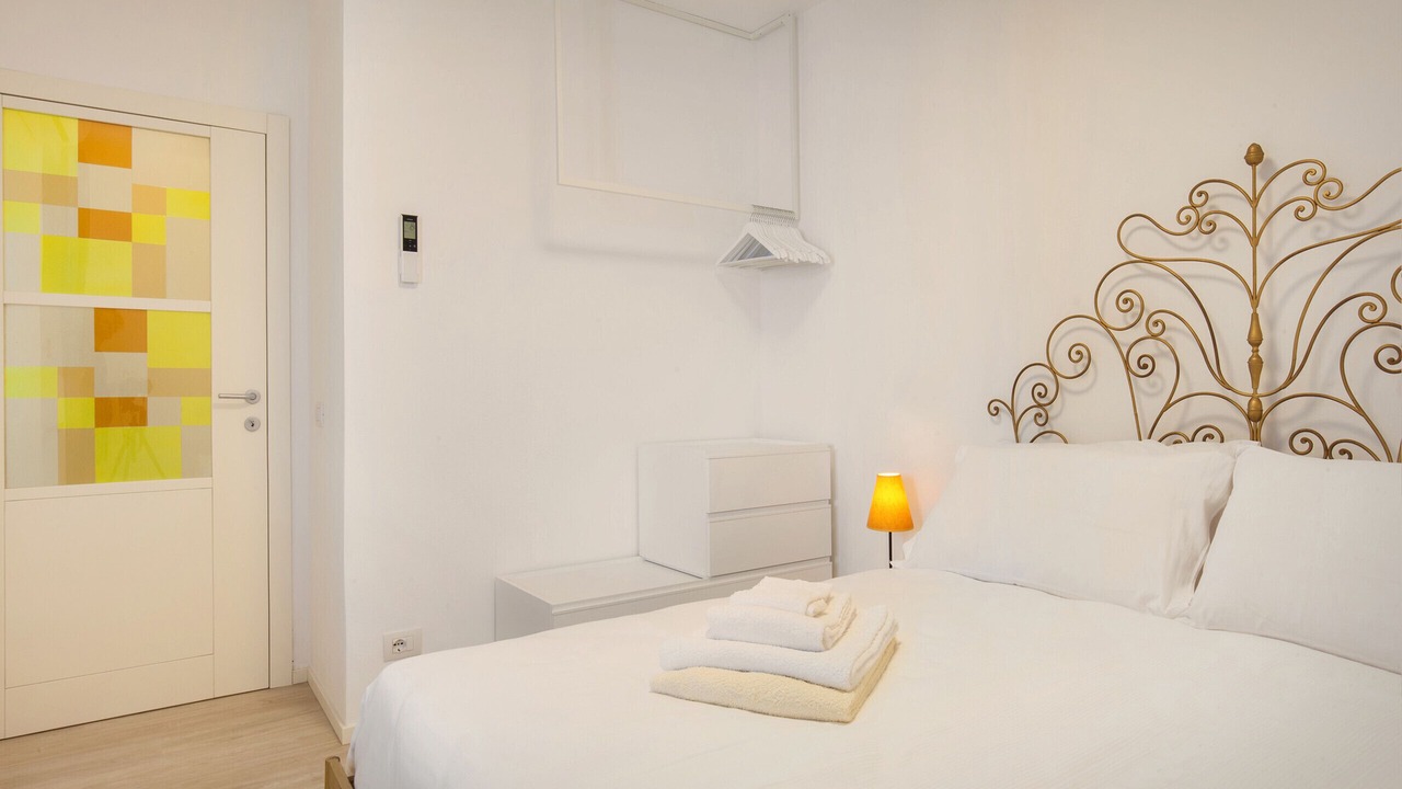 Photo of Bedroom in Torri del Benaco