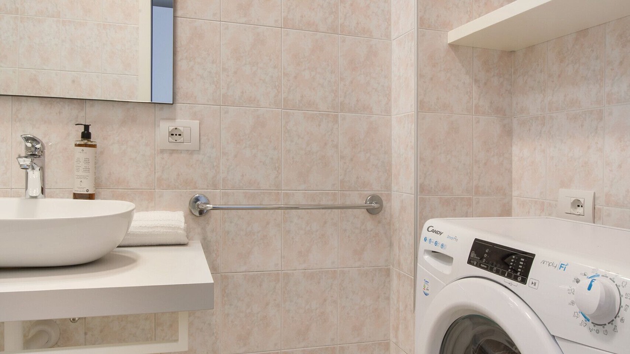 Photo of Bathroom in Torri del Benaco