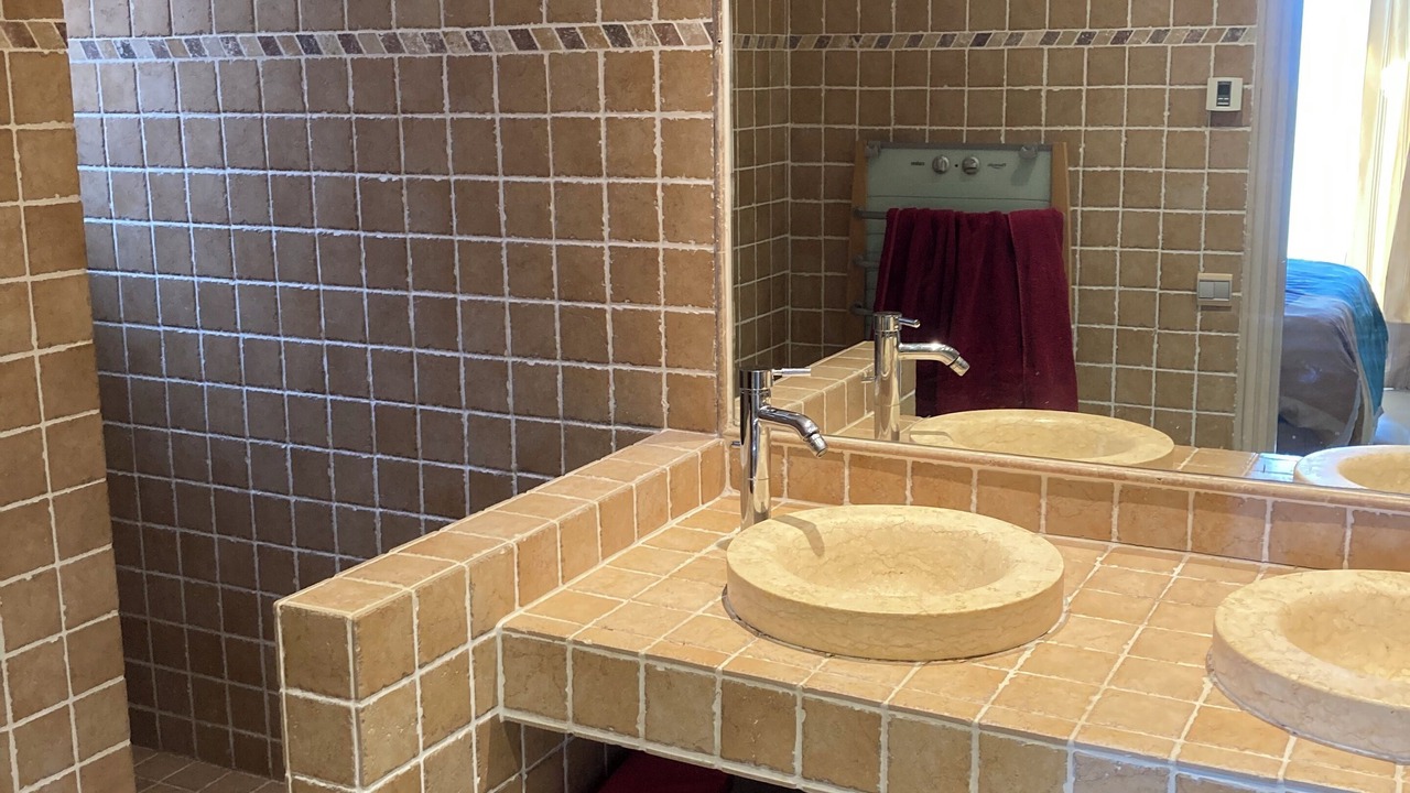 Photo of Bathroom in Montaleigne