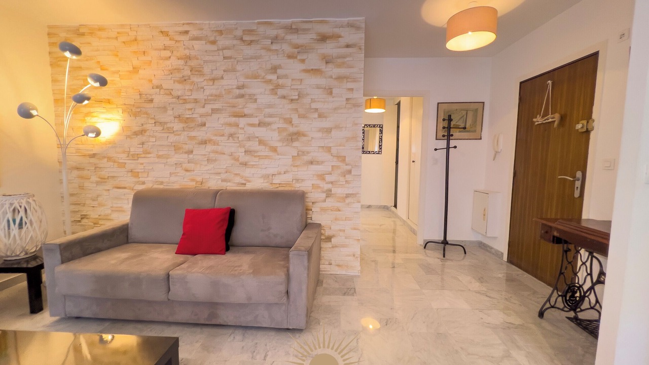 Photo of Livingroom in Riou - Petit Juas - Av de Grasse