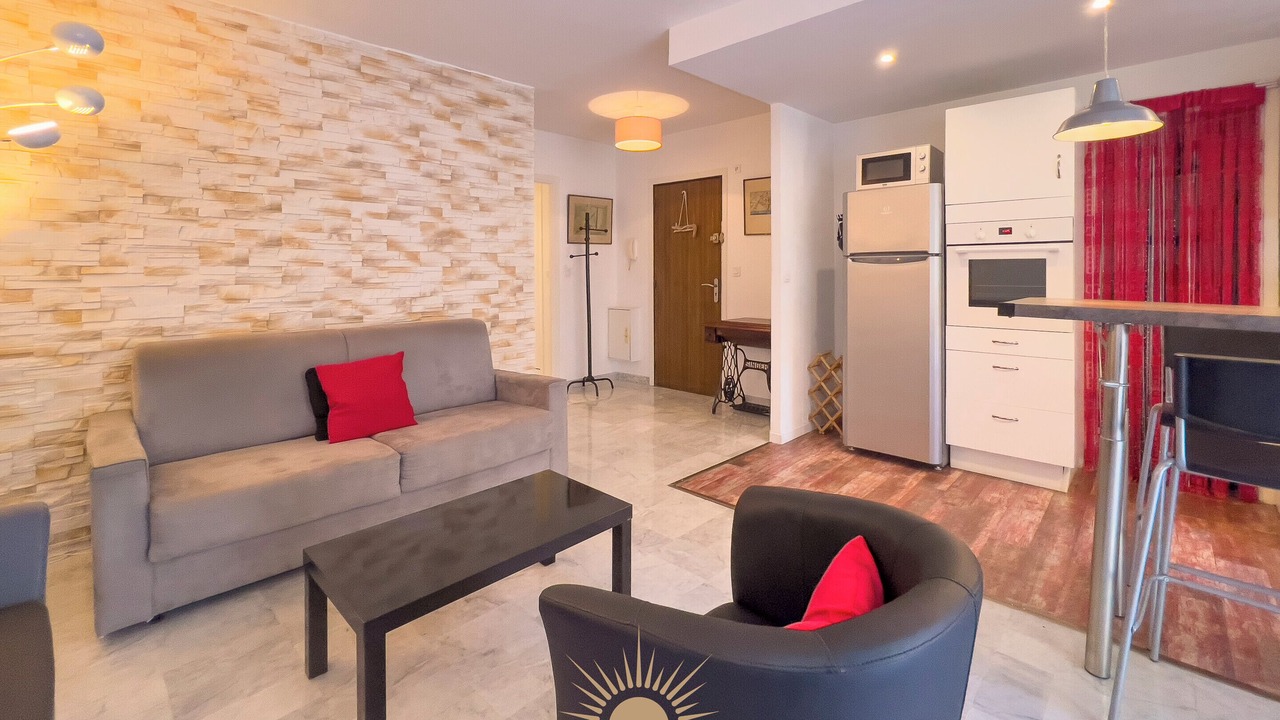 Photo of Livingroom in Riou - Petit Juas - Av de Grasse
