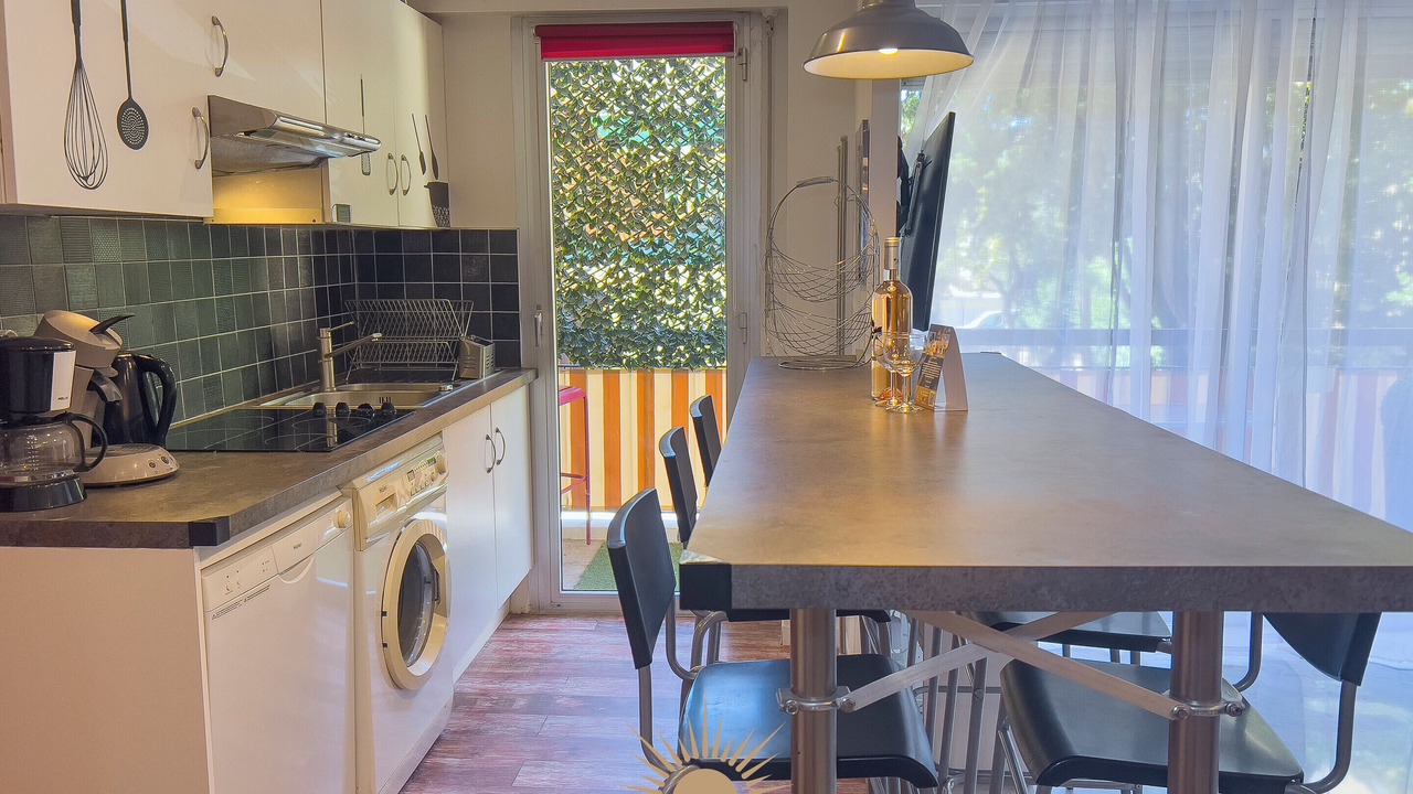 Photo of Kitchen in Riou - Petit Juas - Av de Grasse