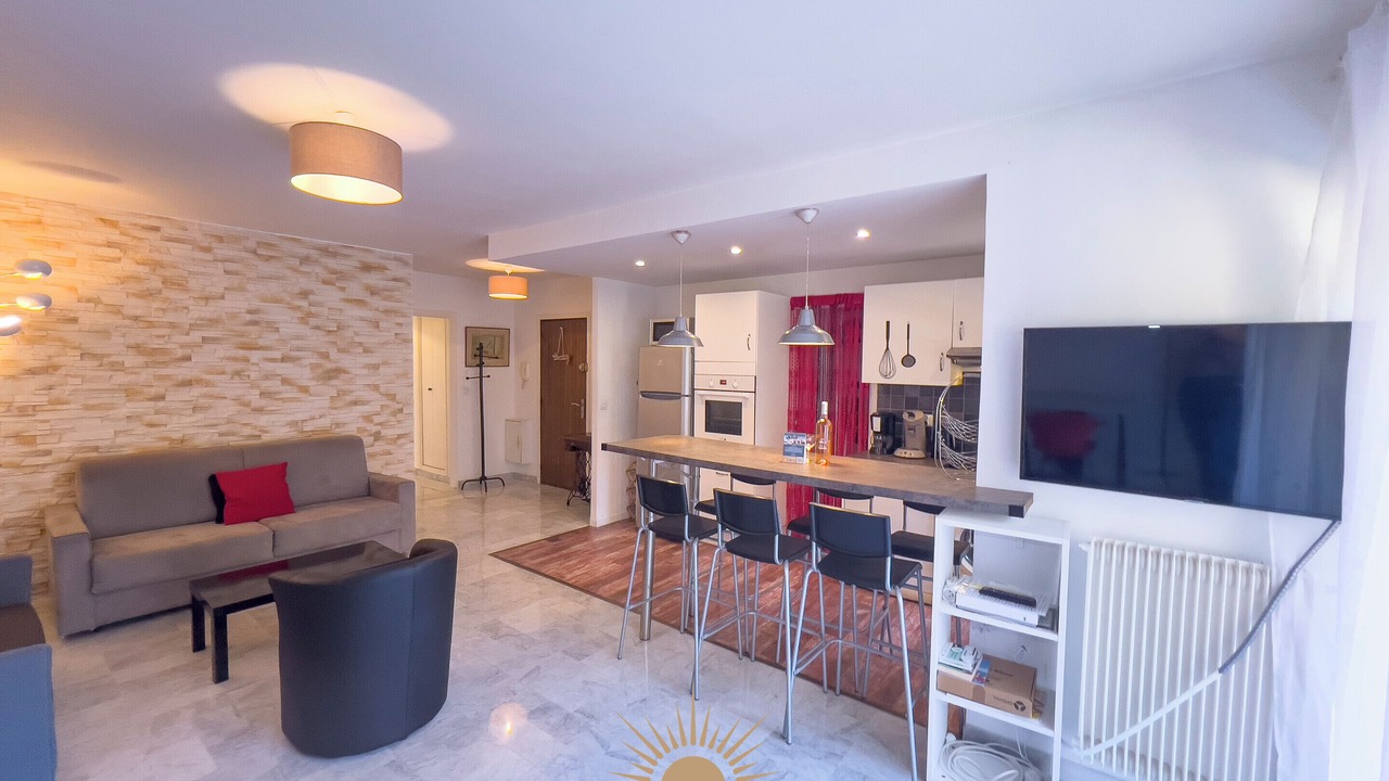 Photo of Livingroom in Riou - Petit Juas - Av de Grasse