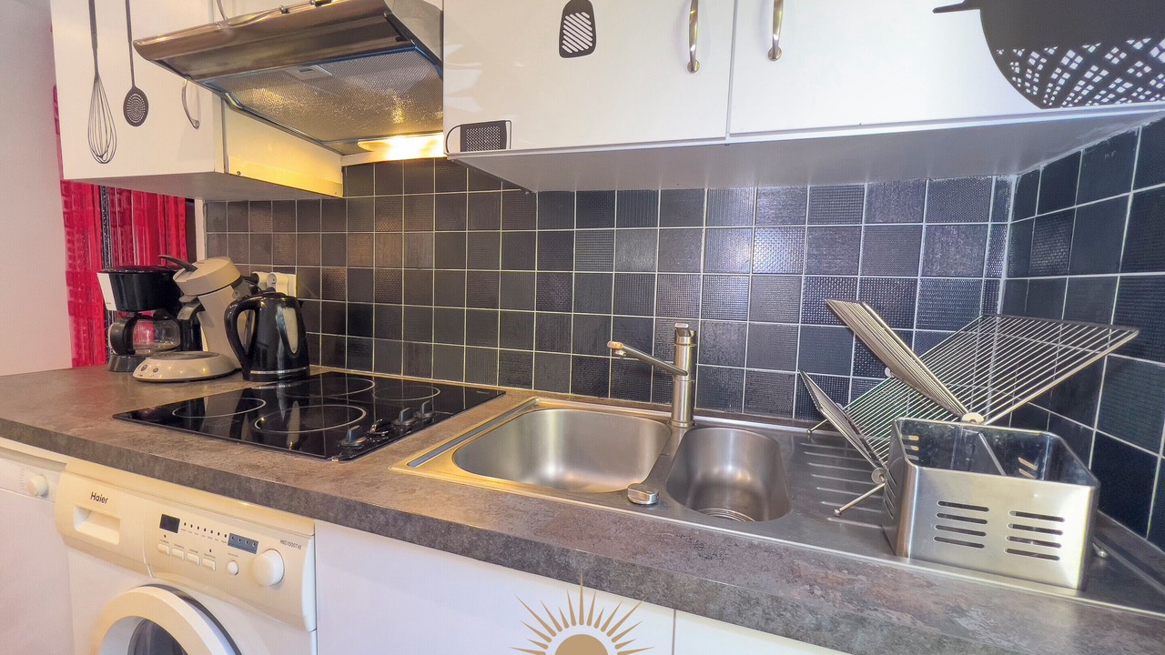 Photo of Kitchen in Riou - Petit Juas - Av de Grasse